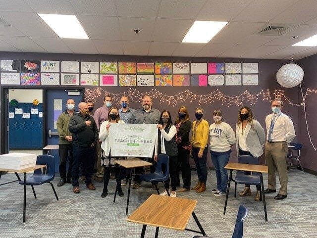HRV teacher awarded Oregon’s Regional Educator of Year group award